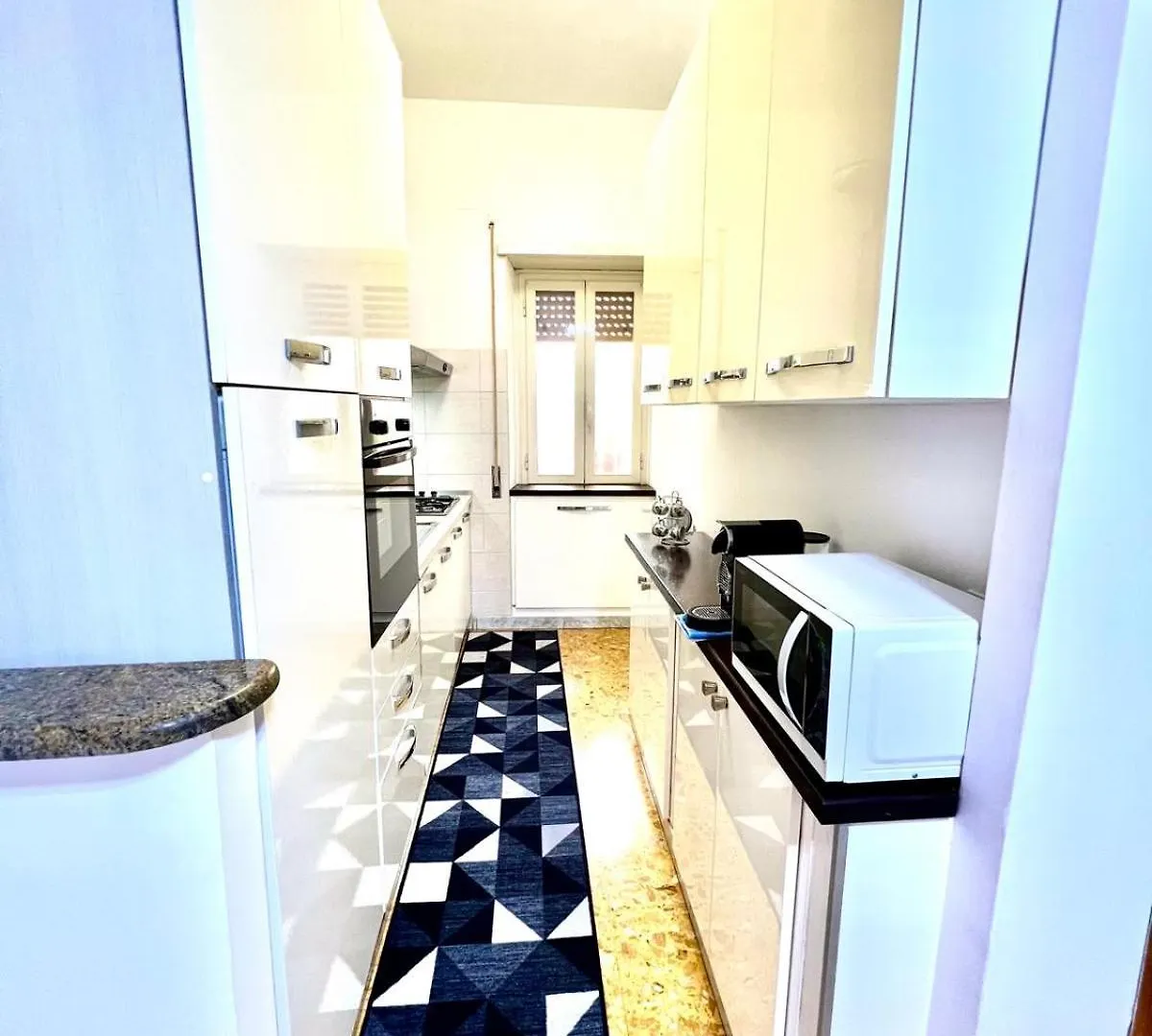 New House Lejlighed Rom